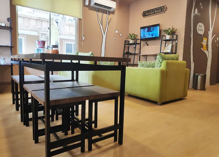 Vk Pods Jakarta - Hostel